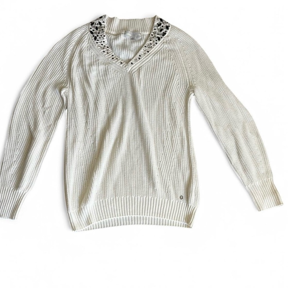 Davina Guess White Sweater with Rhinestones